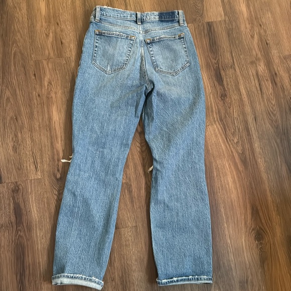 Abercrombie & Fitch The Dad High Rise Jean - Picture 6 of 6